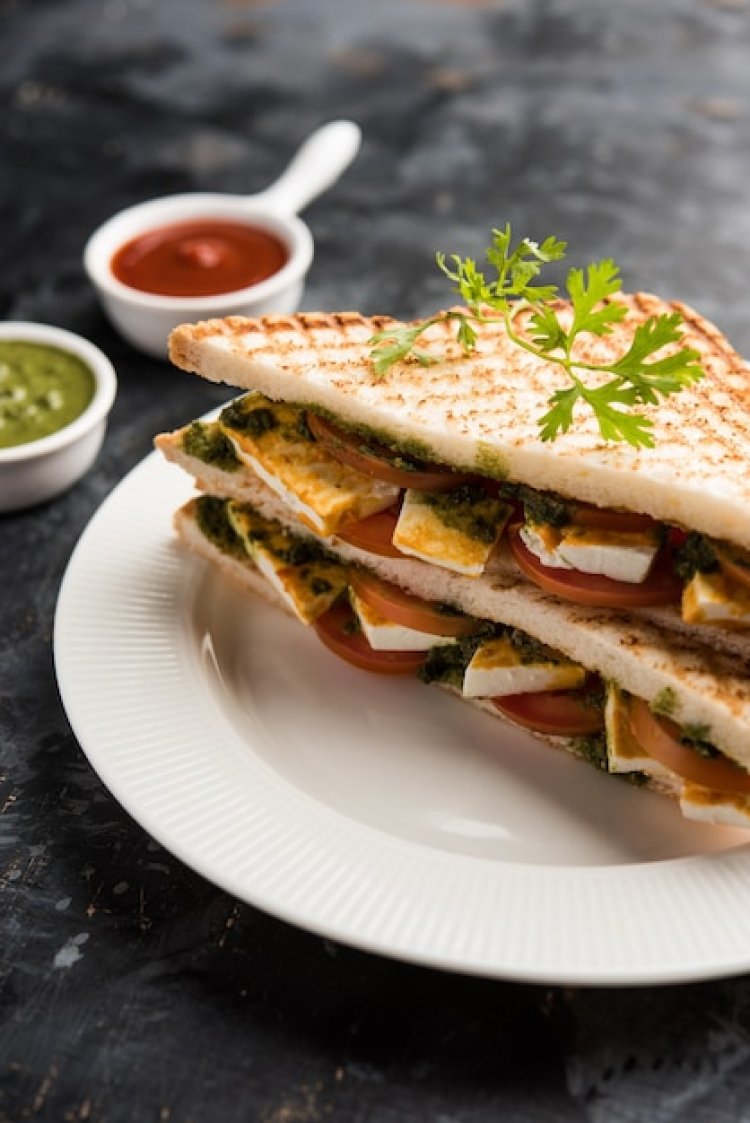 Paneer Tikka Cheese Sandwich